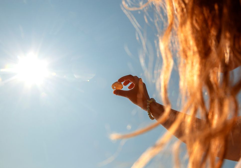 hair in the sun risking getting sun damaged